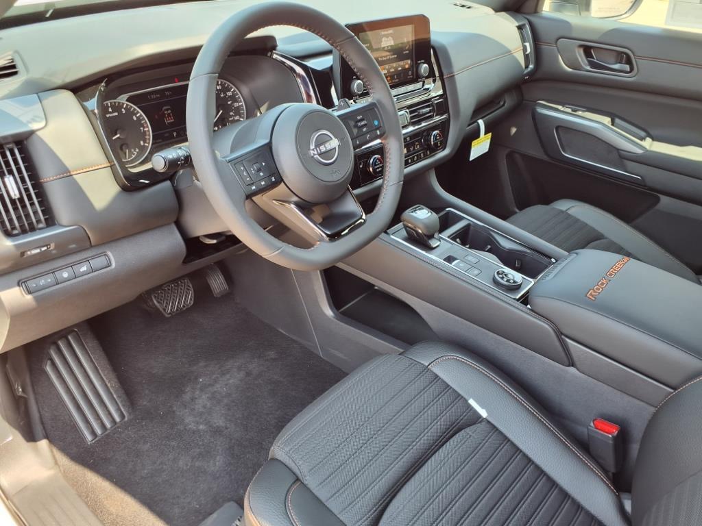 new 2025 Nissan Pathfinder car, priced at $43,505