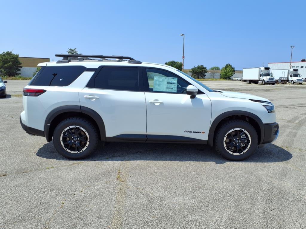 new 2025 Nissan Pathfinder car, priced at $43,505