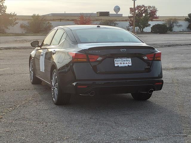 new 2025 Nissan Altima car, priced at $37,690