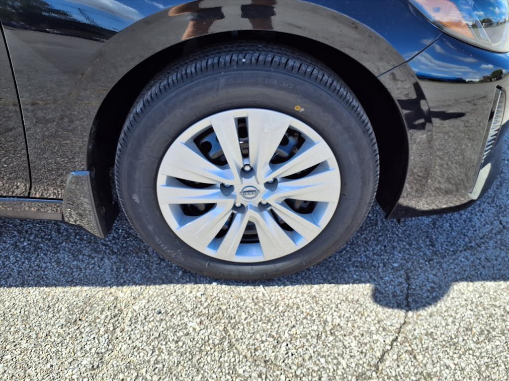 new 2025 Nissan Sentra car, priced at $22,890