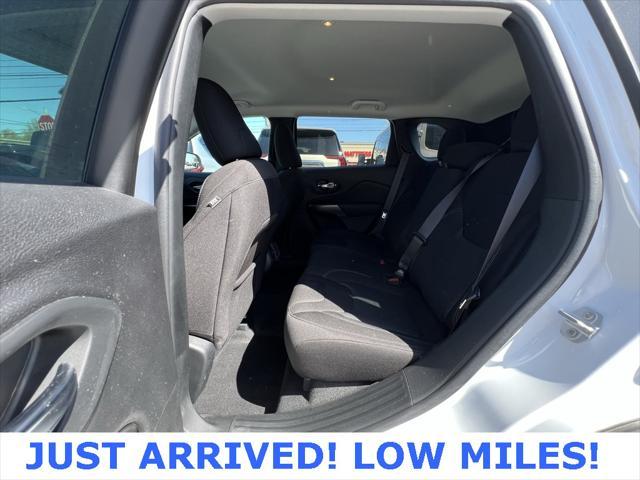 used 2020 Jeep Cherokee car, priced at $21,907