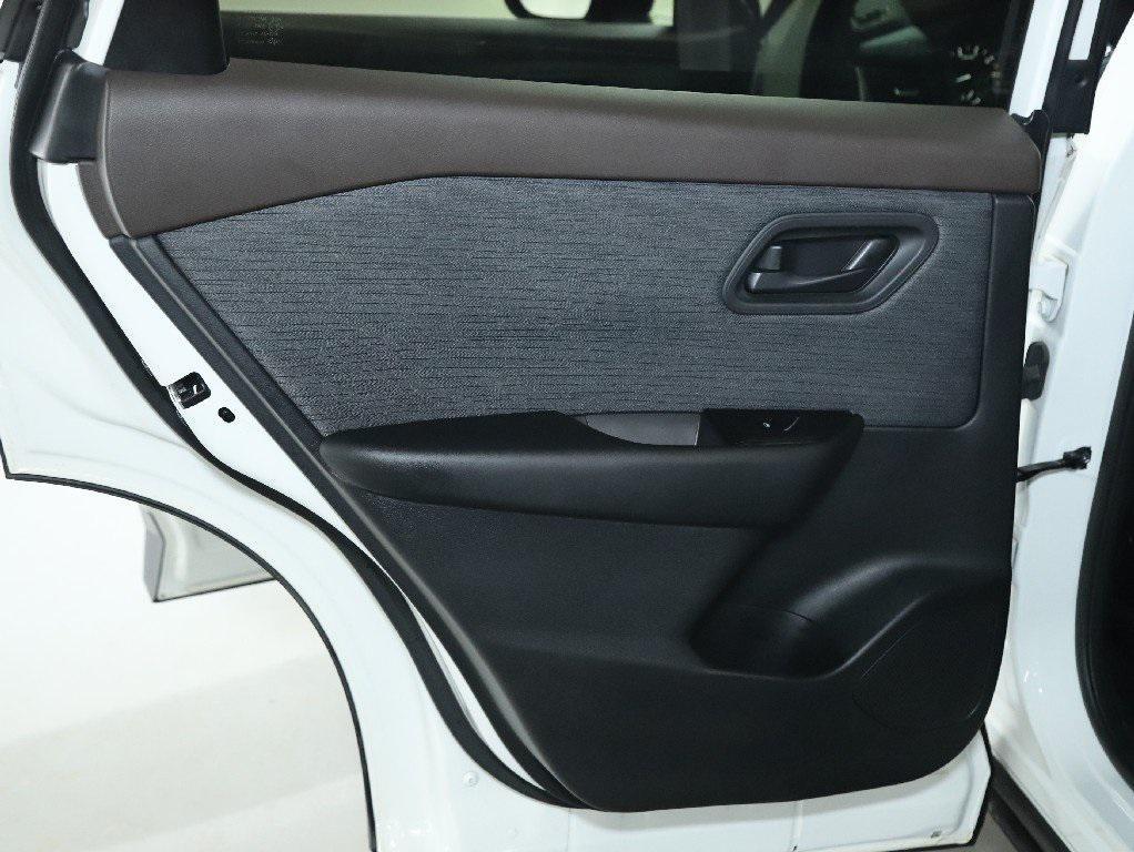 used 2023 Nissan Rogue car, priced at $18,348