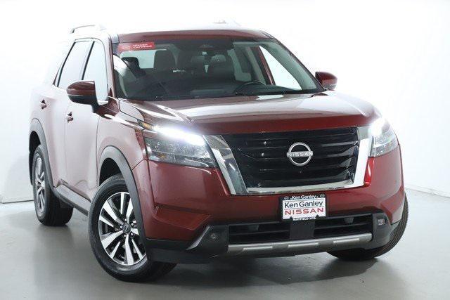 used 2022 Nissan Pathfinder car, priced at $27,586