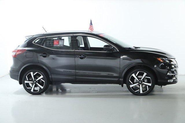 used 2022 Nissan Rogue Sport car, priced at $24,293