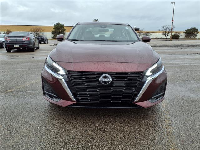 new 2025 Nissan Altima car, priced at $31,965