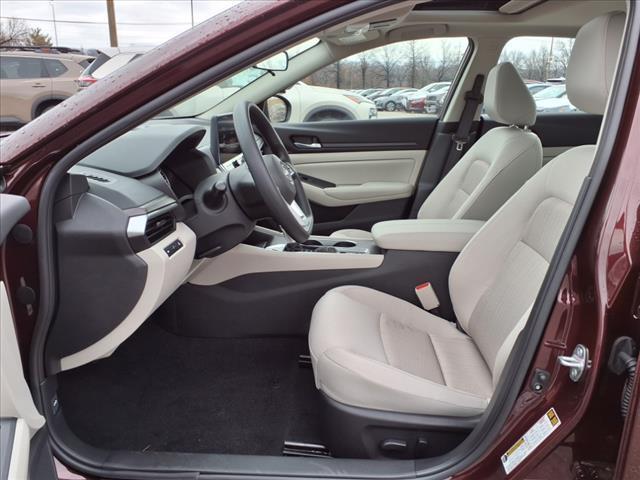 new 2025 Nissan Altima car, priced at $31,965
