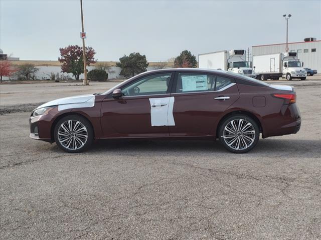 new 2025 Nissan Altima car, priced at $37,270