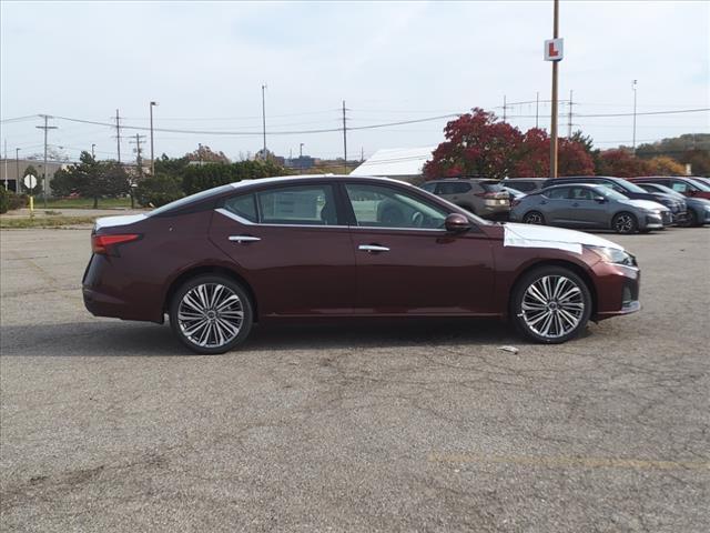 new 2025 Nissan Altima car, priced at $37,270