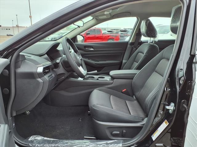 new 2025 Nissan Altima car, priced at $30,070
