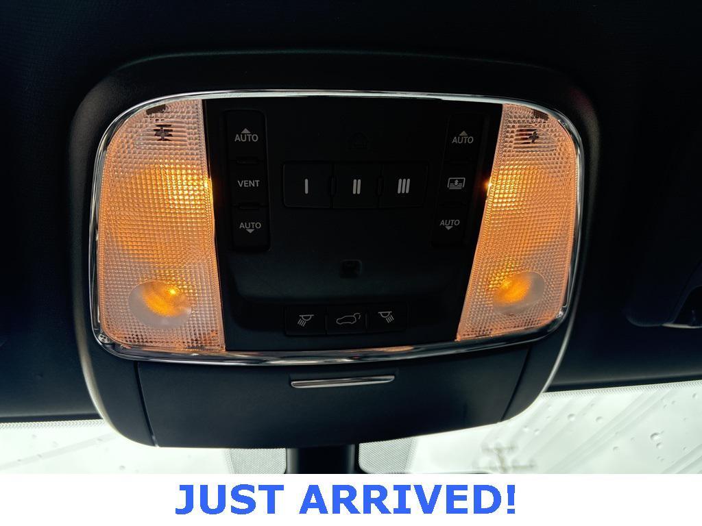 used 2015 Jeep Grand Cherokee car, priced at $14,411