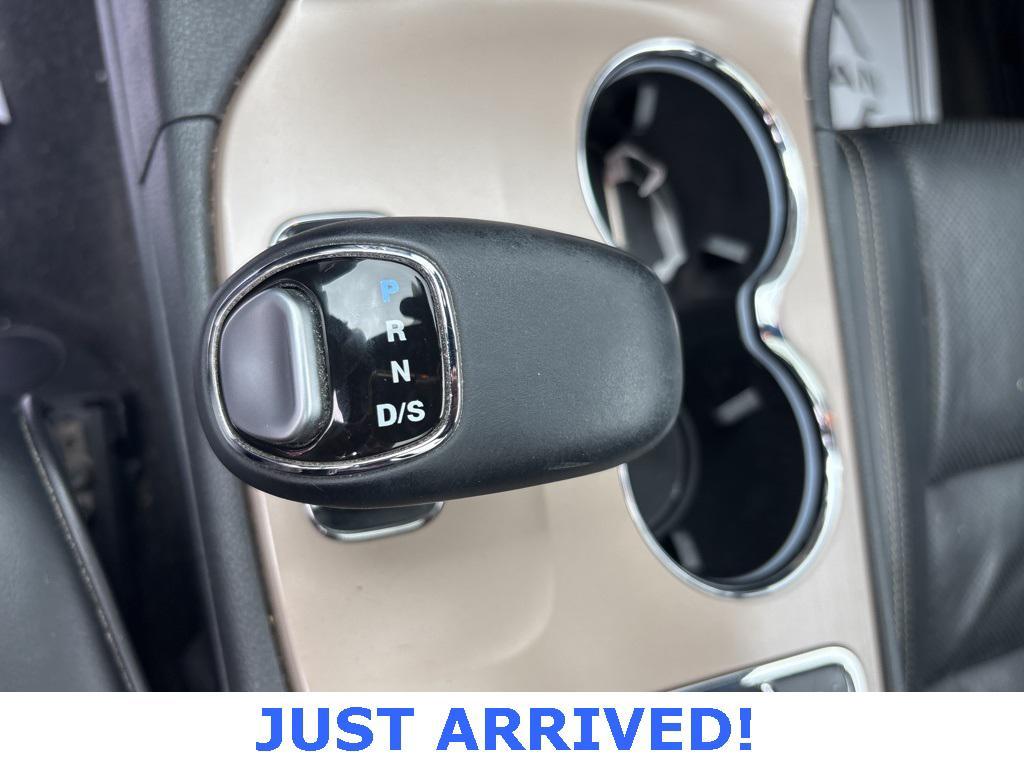 used 2015 Jeep Grand Cherokee car, priced at $14,411