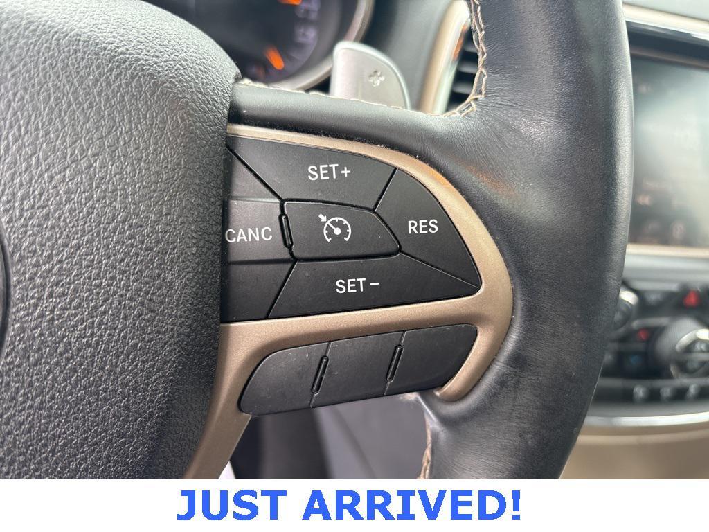 used 2015 Jeep Grand Cherokee car, priced at $14,411