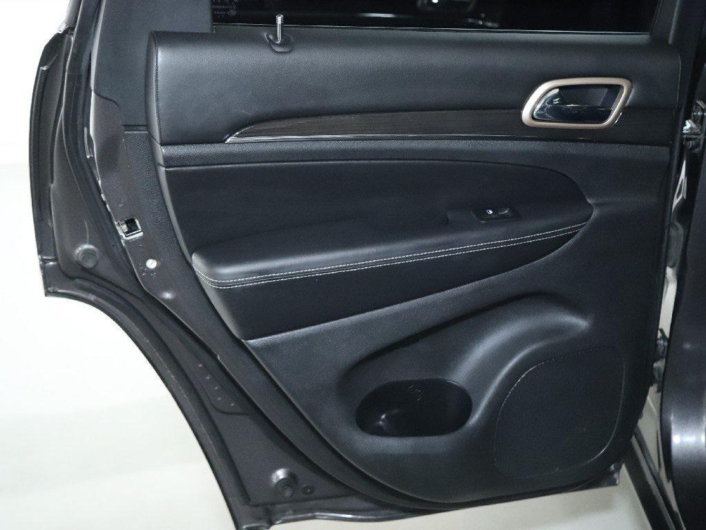 used 2015 Jeep Grand Cherokee car, priced at $14,349