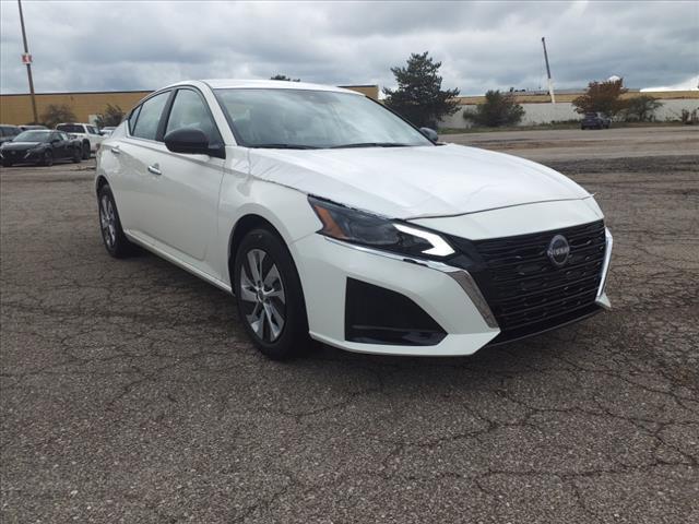 new 2025 Nissan Altima car, priced at $27,850