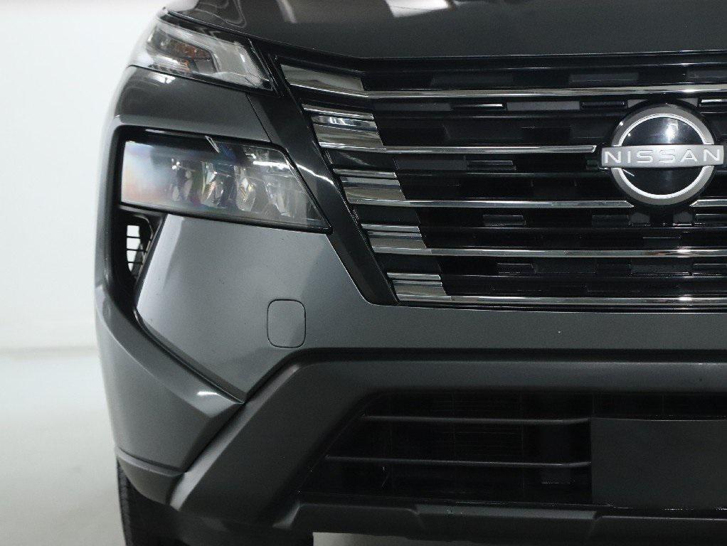 used 2024 Nissan Rogue car, priced at $19,992