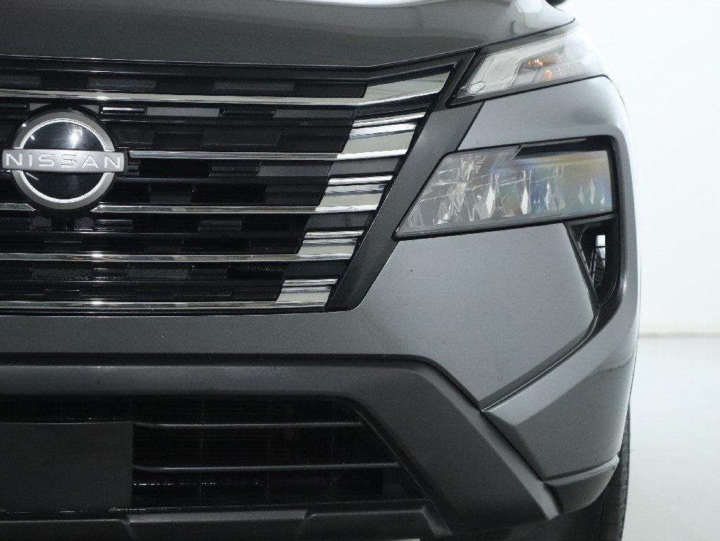 used 2024 Nissan Rogue car, priced at $19,992