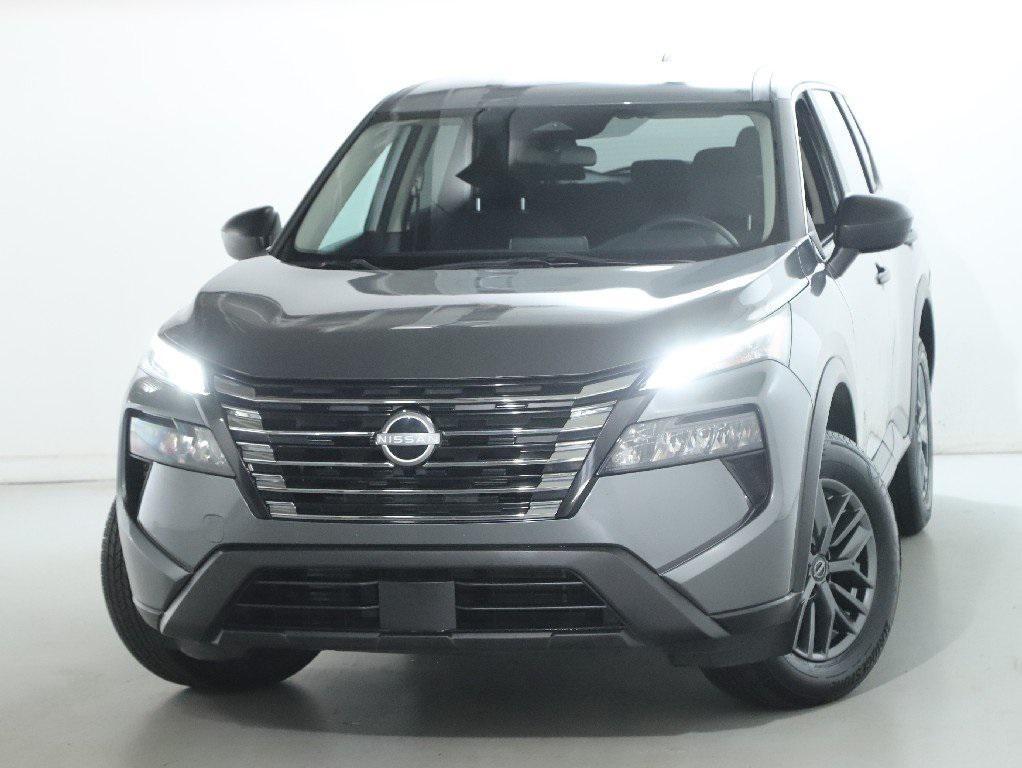 used 2024 Nissan Rogue car, priced at $19,992