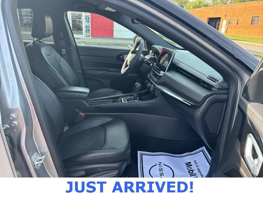 used 2024 Jeep Compass car, priced at $23,979
