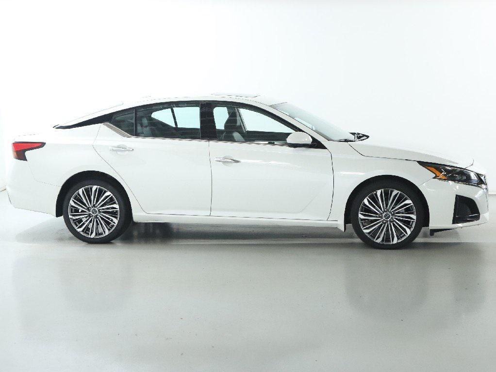 used 2024 Nissan Altima car, priced at $23,315