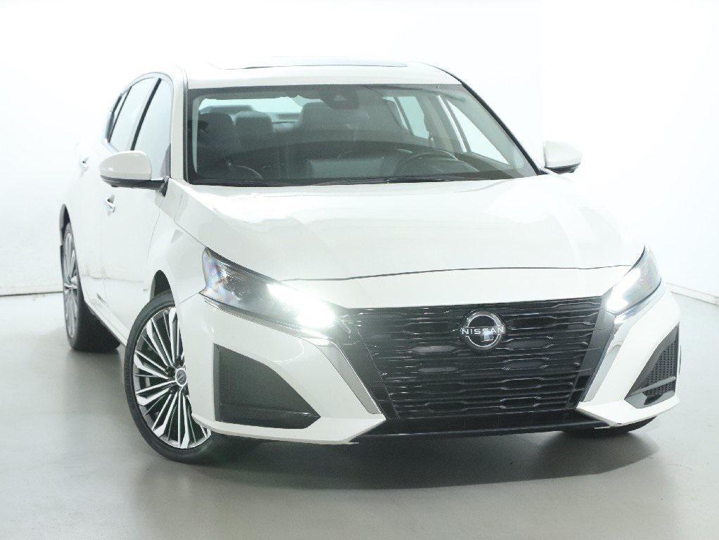 used 2024 Nissan Altima car, priced at $23,315