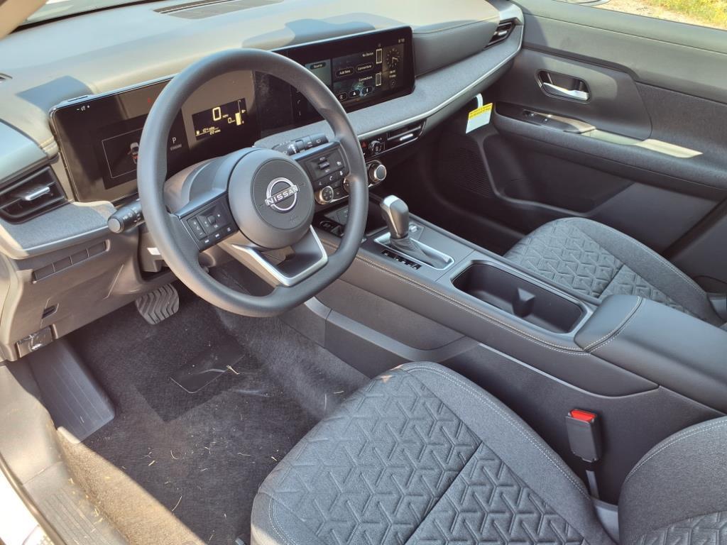 new 2025 Nissan Kicks car, priced at $28,740