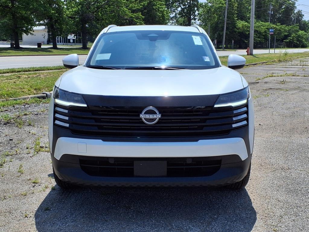 new 2025 Nissan Kicks car, priced at $28,740