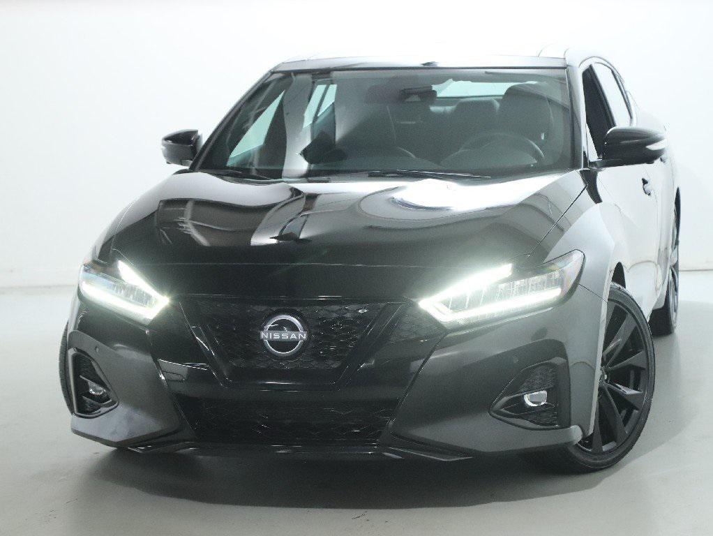 used 2023 Nissan Maxima car, priced at $30,497