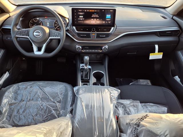 new 2025 Nissan Altima car, priced at $32,480