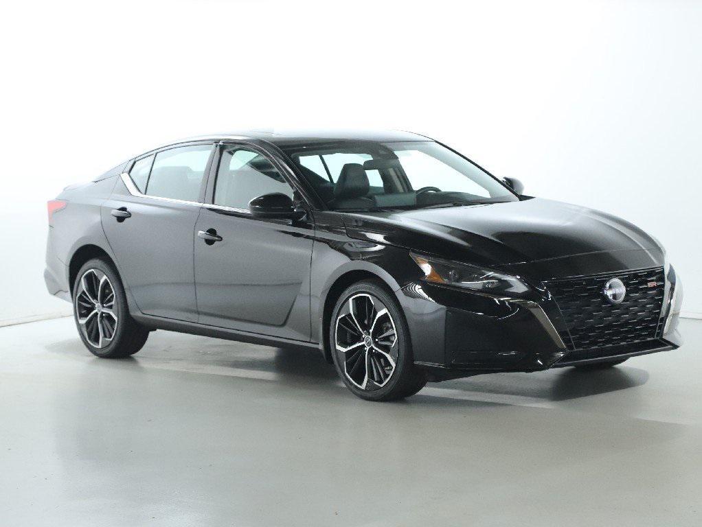 used 2024 Nissan Altima car, priced at $25,398