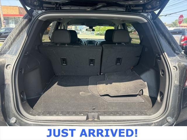 used 2023 Chevrolet Equinox car, priced at $21,789