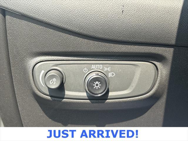 used 2023 Chevrolet Equinox car, priced at $21,789