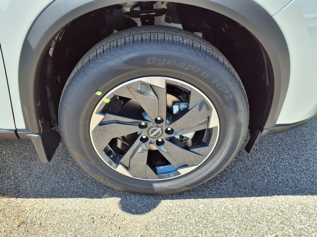 new 2026 Nissan Rogue car, priced at $33,395