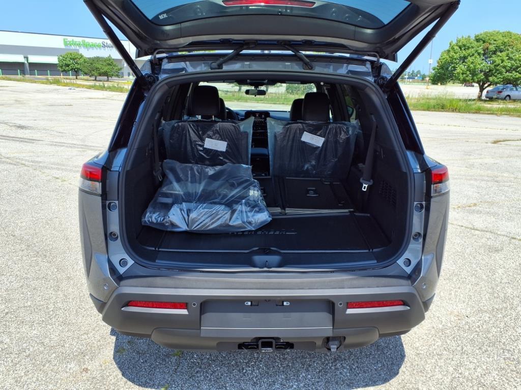 new 2025 Nissan Pathfinder car, priced at $43,505