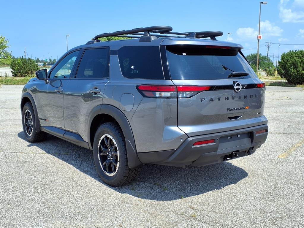 new 2025 Nissan Pathfinder car, priced at $43,505