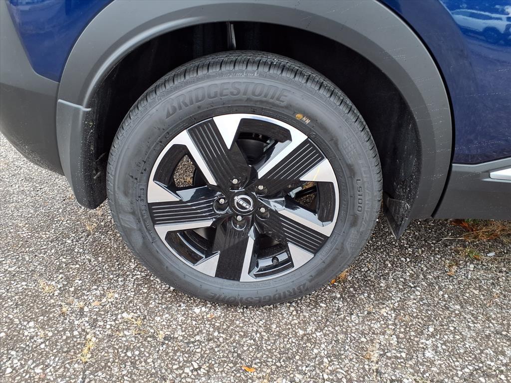 new 2026 Nissan Kicks car, priced at $30,565