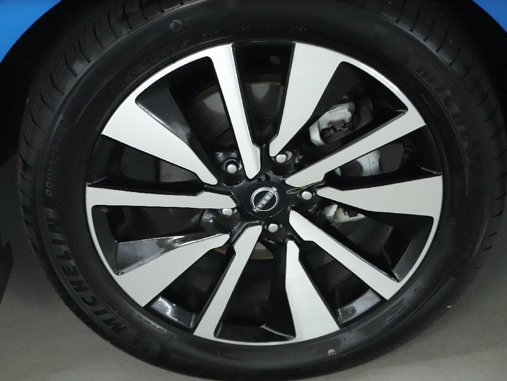 used 2024 Nissan Sentra car, priced at $23,287