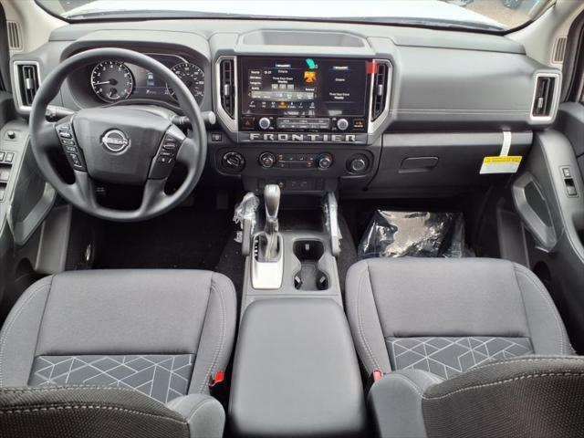 new 2025 Nissan Frontier car, priced at $41,080