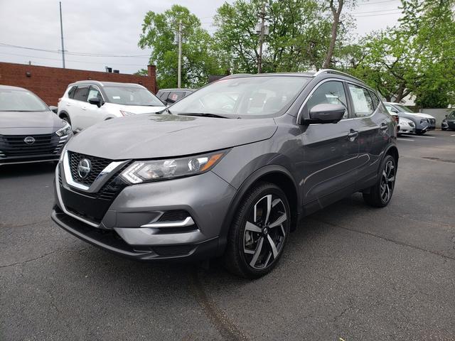 used 2022 Nissan Rogue Sport car, priced at $23,823