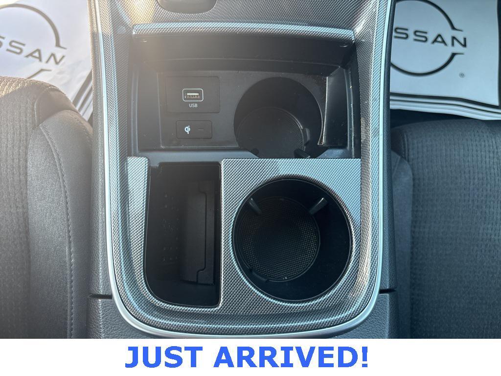 used 2023 Hyundai Santa Fe car, priced at $21,275