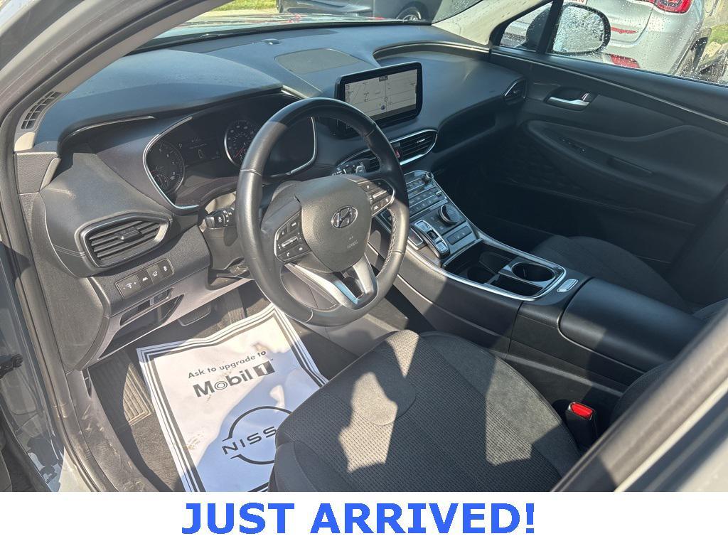 used 2023 Hyundai Santa Fe car, priced at $21,275
