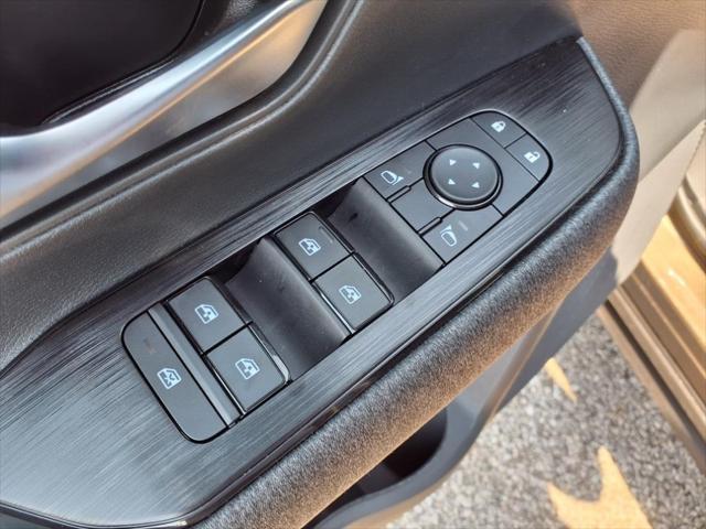 new 2025 Nissan Kicks car, priced at $27,180