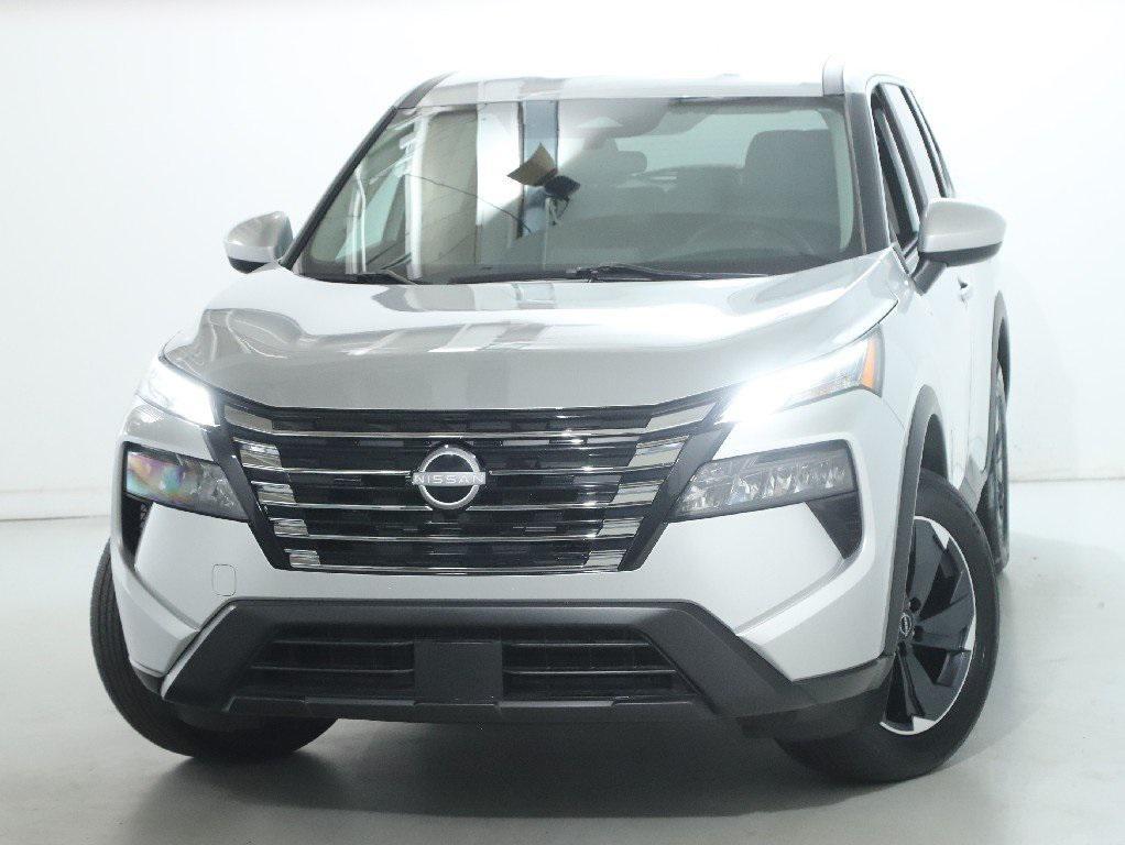 used 2024 Nissan Rogue car, priced at $23,592