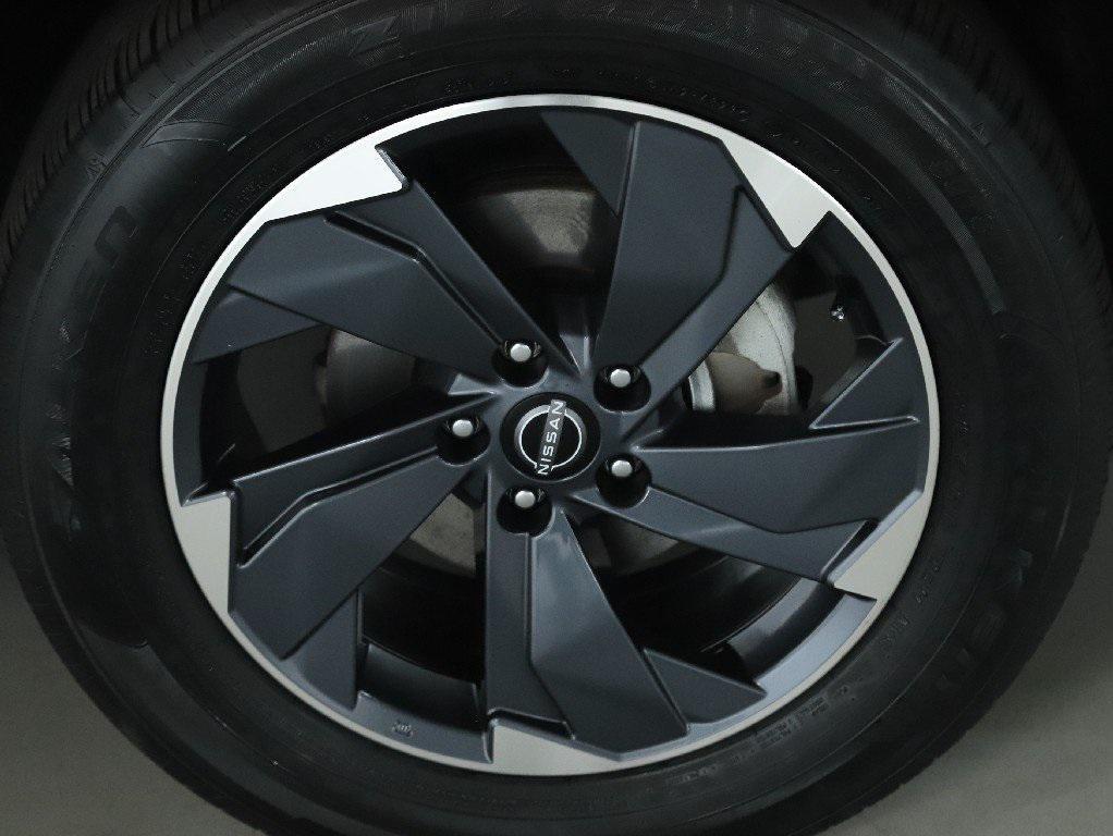 used 2024 Nissan Rogue car, priced at $23,592