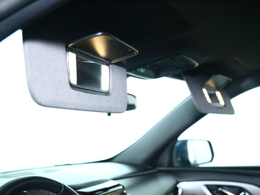 used 2023 Chevrolet Traverse car, priced at $25,329