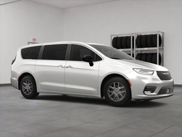 new 2024 Chrysler Pacifica car, priced at $42,308