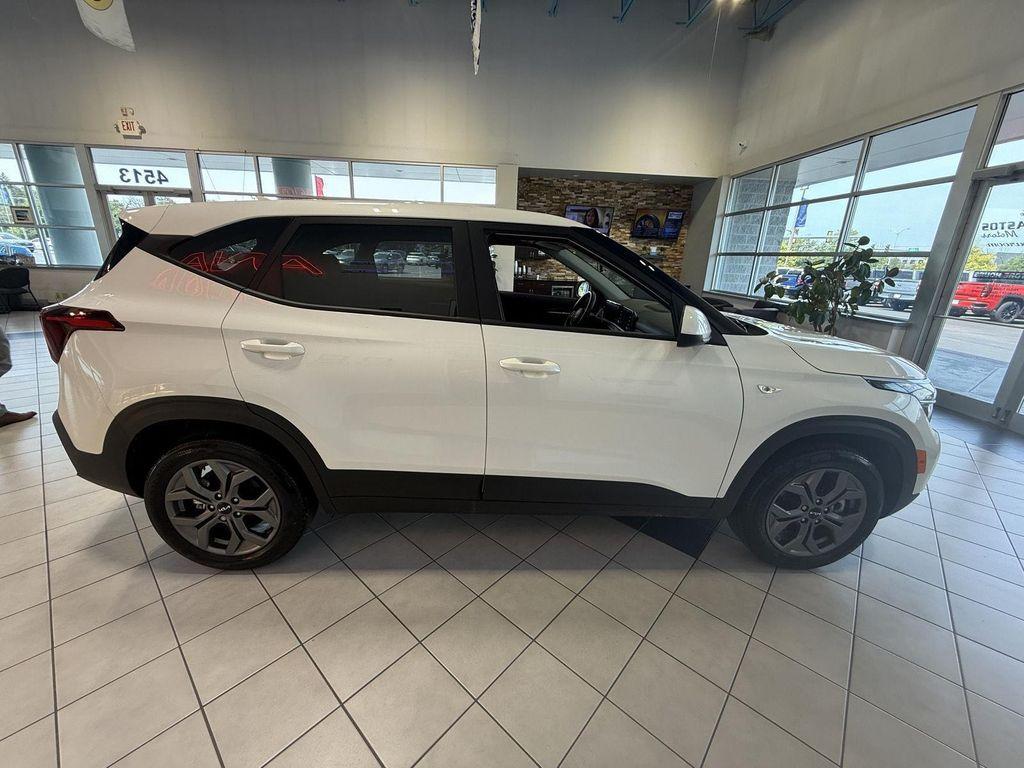 used 2024 Kia Seltos car, priced at $25,691