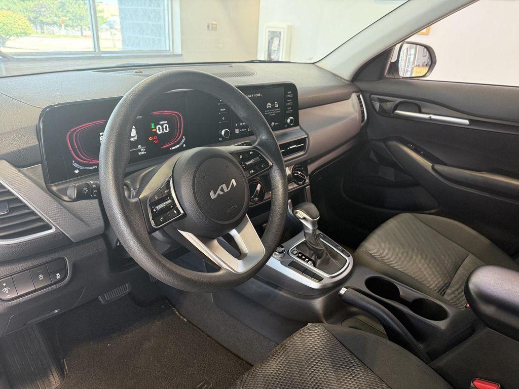 used 2024 Kia Seltos car, priced at $25,691