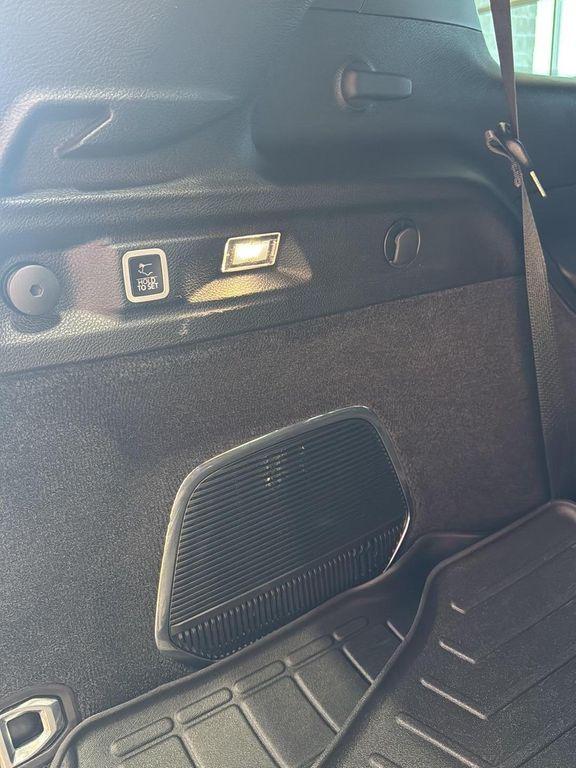 used 2022 Jeep Grand Cherokee L car, priced at $37,391