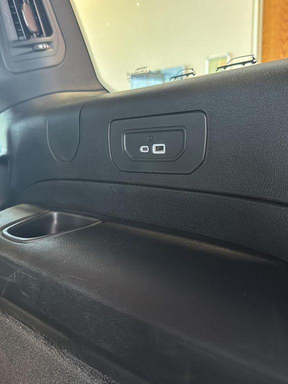 used 2022 Jeep Grand Cherokee L car, priced at $37,391