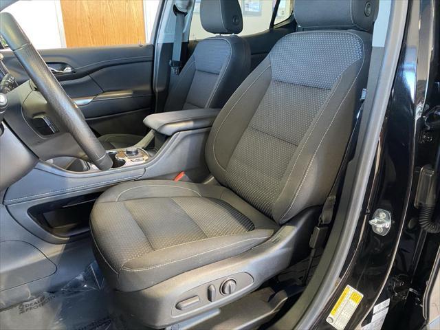 used 2023 GMC Acadia car, priced at $32,891